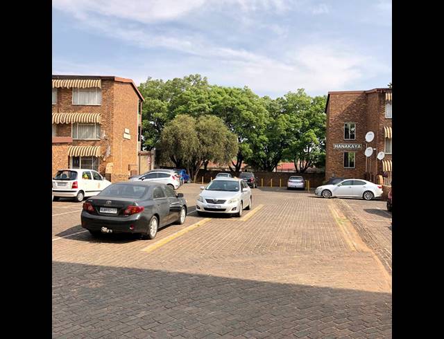 2 BEDROOM SECTIONAL TITLE FOR SALE IN BERTON PARK